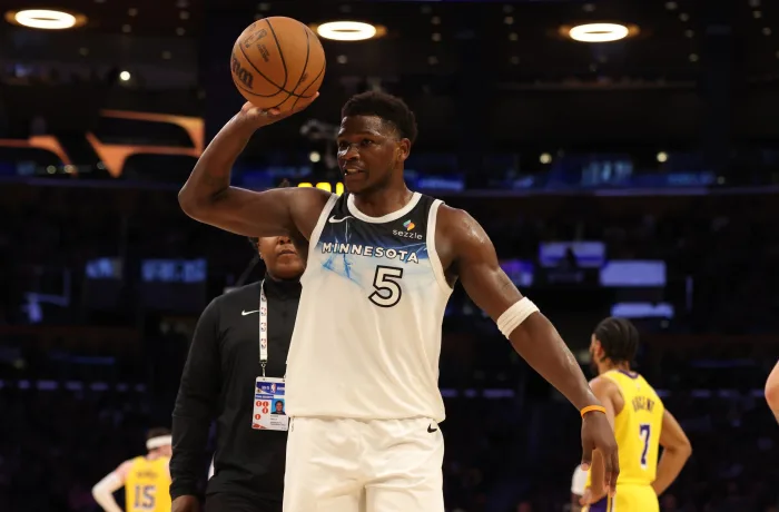 湖人季后賽首輪面臨愛(ài)德華茲防守難題 前隊(duì)友透露針對(duì)性策略