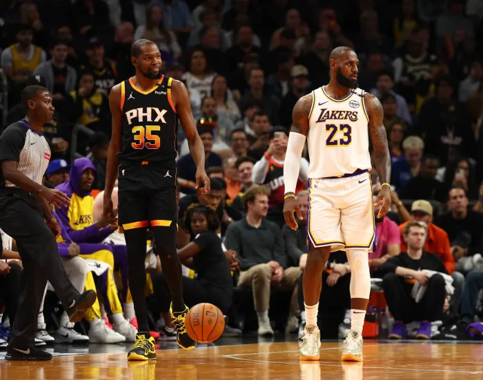 NBA直播-魔術(shù)師約翰遜的湖人幻想：凱文·杜蘭特的紫金之夢與現(xiàn)實(shí)困境