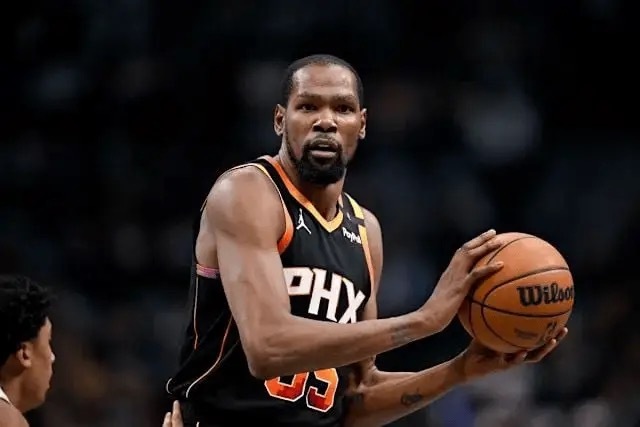 杜蘭特噴網(wǎng)友：你們鍵盤總經(jīng)理自以為懂球，實(shí)際只會無腦噴