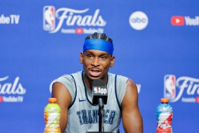 亞歷山大單賽季總得分破 3000 分，締造雷霆傳奇篇章