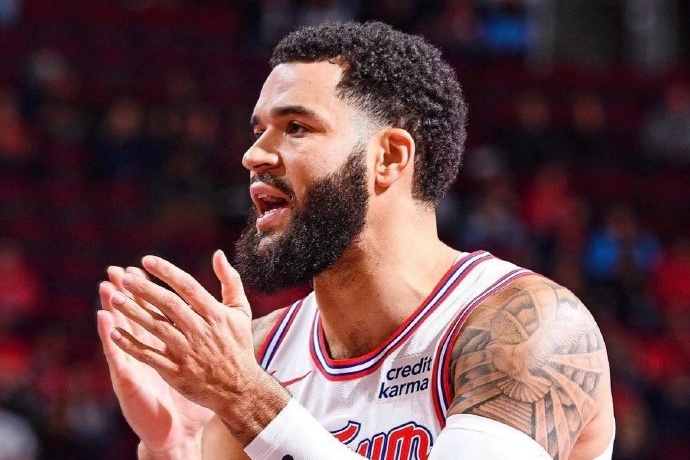 ?范弗利特降薪留守，火箭沖冠再添助力