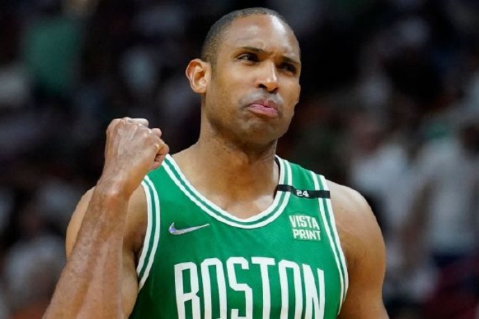 湖人簽下艾頓后再追霍福德，內(nèi)線布局持續(xù)升級(jí)