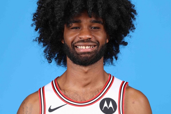 湖人欲用里夫斯換公牛核心科比-懷特：雙星對決，誰能成為紫金軍團(tuán)新引擎？