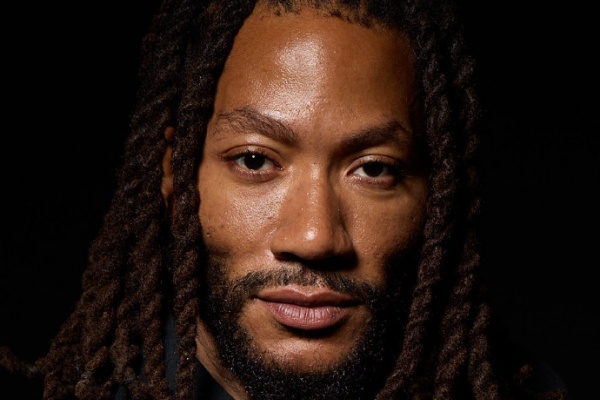 風(fēng)城玫瑰永不凋零：公牛官宣2025年退役羅斯1號球衣