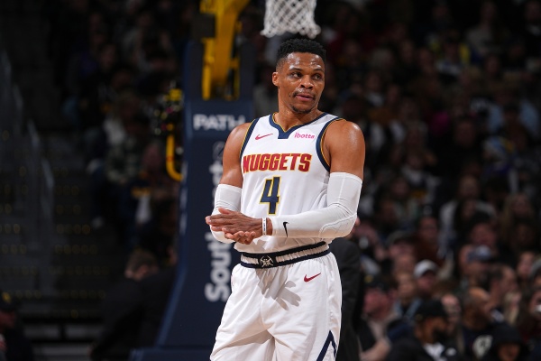 雄鹿底薪簽約威斯布魯克：字母哥力挺，東部格局或迎巨變