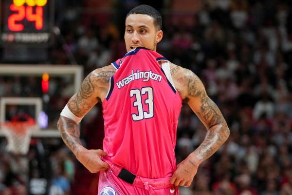 火箭、鵜鶘、奇才三方交易方案曝光：庫茲馬赴鵜鶘，墨菲轉投火箭