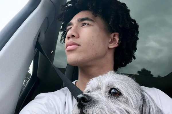 新星折戟！麥凱恩拇指韌帶撕裂，76人后場(chǎng)輪換告急，新秀崛起之路遇阻